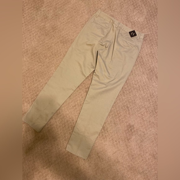 NWOT Goodale Designed in NYC - Mens tan khaki pants, Size  30/29 - Picture 2 of 8